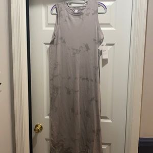Old Navy maxi dress, size small NWT